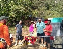 Los viajeros estaban acampando e incluso montaron un pequeño espacio donde tendieron su ropa mojada. ESPECIAL/PC Jalisco