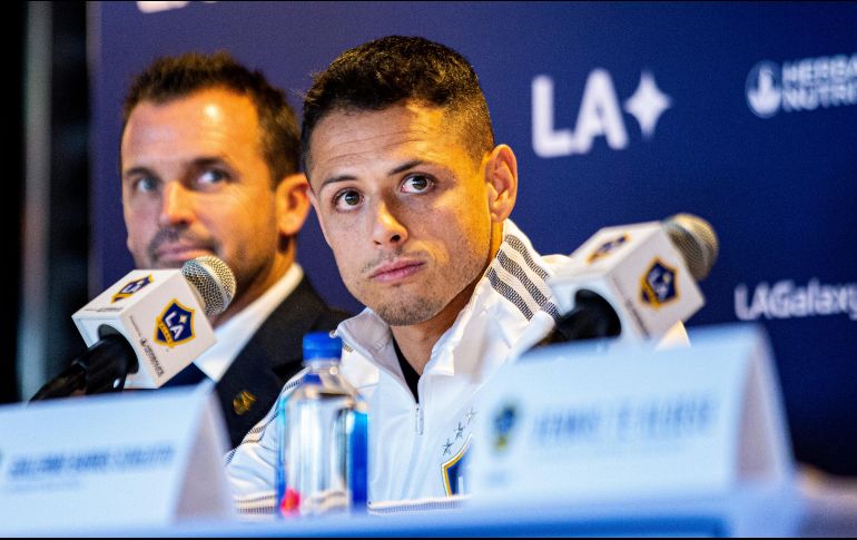 ''Chicharito'' invita a superar la energía negativa, expresar la individualidad y proteger la salud mental. IMAGO7