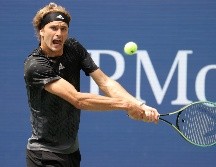 BUEN MOMENTO. Zverev, el subcampeón del año pasado, amplió su buena racha después de los Juegos Olímpicos, que incluyó la conquista del título en el Masters de Cincinnati. AFP/A. BELLO