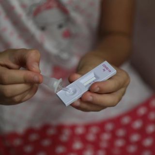 La OMS analiza nueva variante del coronavirus detectada en Colombia