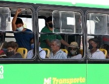 También recomiendan más horarios de transporte para reducir los riesgos de contagio por COVID-19. EL INFORMADOR/ARCHIVO