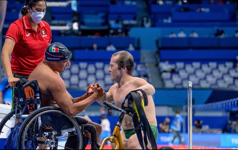 DESTACA. Jesús Hernández (IZQUIERDA) podría lograr la que sería su tercera medalla paralímpica en estos Juegos realizados en territorio japonés. AP/ARCHIVO