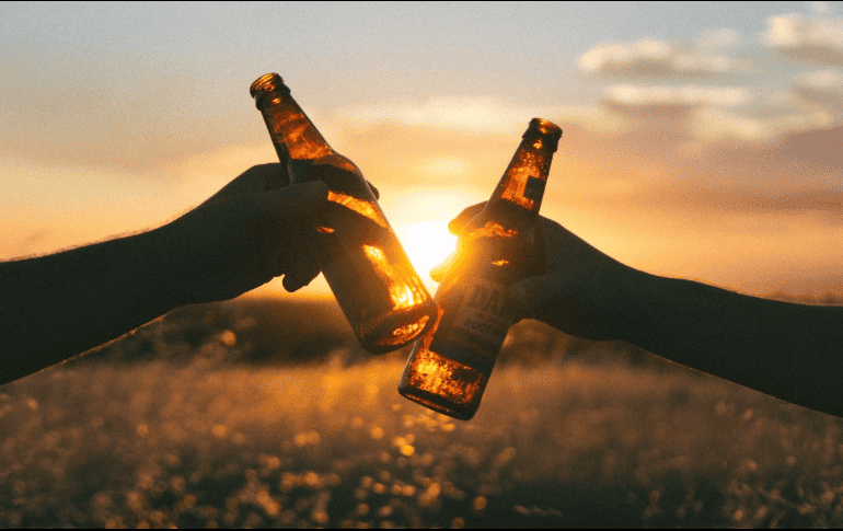 Cerveza. La bebida se prepara con base en cereales como la cebada, el trigo o el maíz. Pixabay