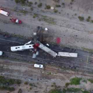 Accidente en carretera de Sonora provoca 13 muertos y 25 heridos