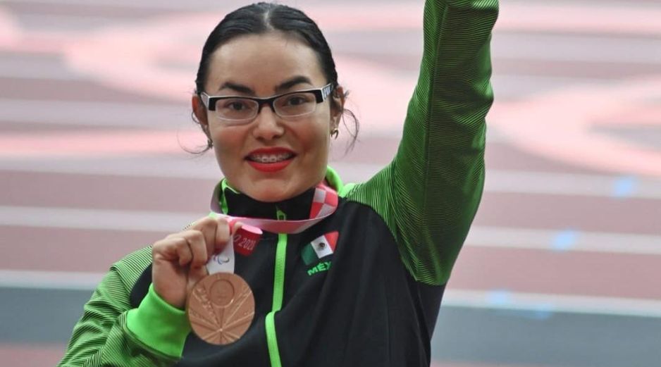 UNA MÁS. Para llegar a esta cantidad fue Rebeca Valenzuela quien subió al podio, ya que esta deportista oriunda de Sonora, logró la medalla de bronce dentro de la final de lanzamiento de bala categoría F12. TWITTER/@COPAME