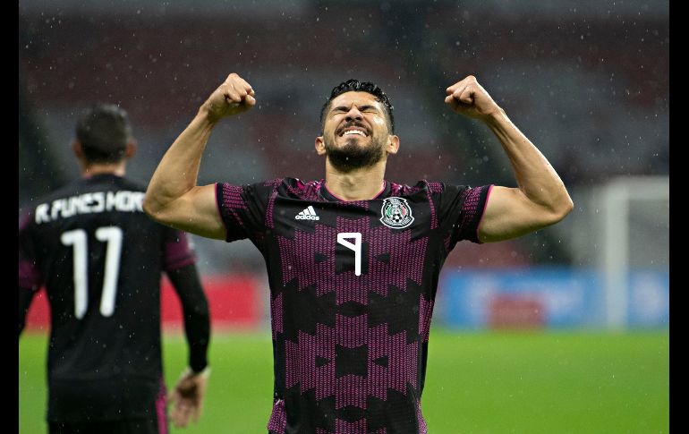 EL GANADOR. Henry Martín ingresó en los minutos finales y supo aprovechar la primera oportunidad que tuvo. Con un golazo, le dio el triunfo al Tri. IMAGO7