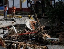 El gobernador calculó que se necesitará una inversión de más de 350 millones de pesos para reconstruir todas las afectaciones en Jalisco. EFE/F. Guasco