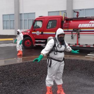 Dos personas hospitalizadas por intoxicación, tras derrame de químico en fábrica en Lagos de Moreno