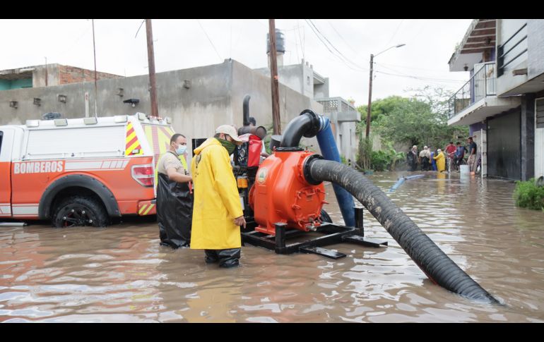 Labores de desagüe. ESPECIAL/Gobierno de Tlaquepaque