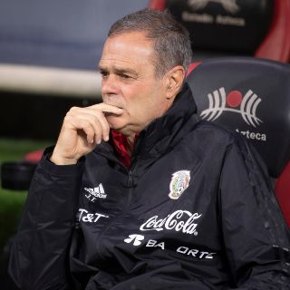 El Tri analiza hacer rotaciones por la carga de juegos