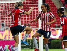 LA POSTAL. Alicia Cervantes y Carolina Jaramillo emularon el festejo de “los compadritos”, mismo que en su momento fue protagonizado por Omar Bravo y Alberto Medina. IMAGO7