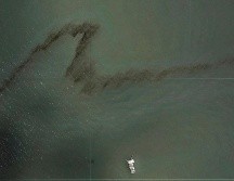 El derrame de petróleo cerca de Port Fouchon, Luisiana, en una imagen captada el 1 de septiembre. EFE/EPA/NOAA