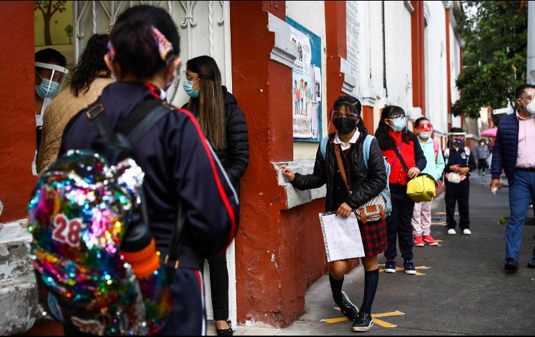 El contagio de un maestro y una madre de familia de COVID-19 en la escuela primaria Josefa Ortiz de Domínguez, en San Cristóbal de Las Casas, obliga a suspender clases presenciales, a partir de este lunes. SUN / ARCHIVO