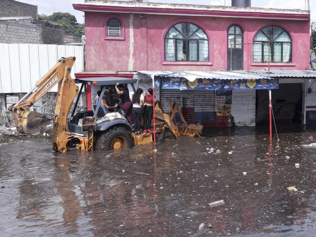 Lluvias en Guadalajara: Nueva inundación en Zapopan afecta 20 casas | El  Informador
