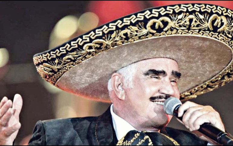 Vicente Fernández. La salud del intérprete evoluciona lentamente. Especial
