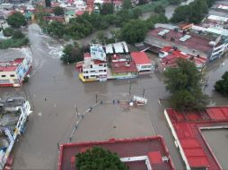 Personas lamentan los incidentes en el estado de Hidalgo. TWITTER/ @OSMCDMX