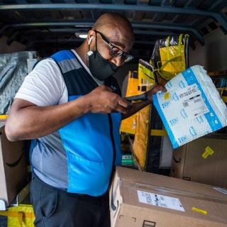 Amazon abrirá dos tiendas sin cajeros el año entrante