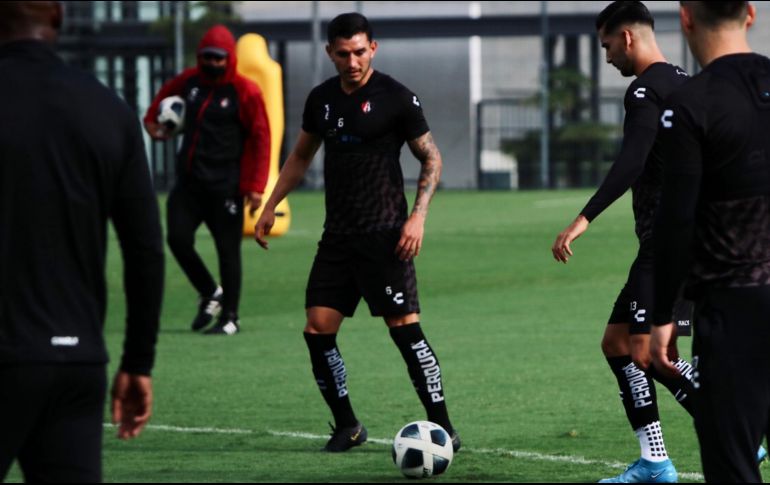 Atlas sólo no cuenta con el portero Camilo Vargas y el defensa Anderson Santamaría, quienes tendrán participación en la Eliminatoria Mundialista de la Conmebol rumbo a Qatar 2022. ESPECIAL / Atlas FC