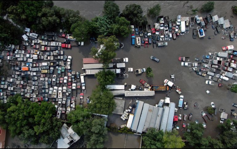 Zonas permanecen inundadas este miércoles en Tula, Hidalgo, tras las fuertes lluvias de ayer. AFP/F. Reyna