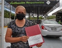 Josefina destacó que acaba de pagar, de nuevo, el costo de la verificación vehicular -500 pesos- y solo le dieron un mes para obtener cita, de lo contrario la perdería y tendría que volver a pagar. EL INFORMADOR/A. CAMACHO