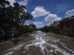 Se dio a conocer que la víctima apareció en la comunidad de San Andrés junto al campo de futbol y vestía un pantalón de mezclilla, botas de trabajo y portaba una pulsera. AP / M. Ugarte