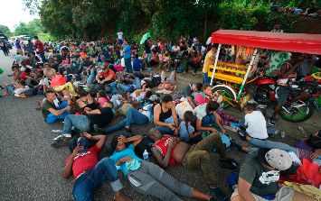 La reunión entre EU y México ocurre cuando ambos países lidian con un flujo migratorio histórico, con 147 mil indocumentados detectados en México de enero a agosto. AP / ARCHIVO