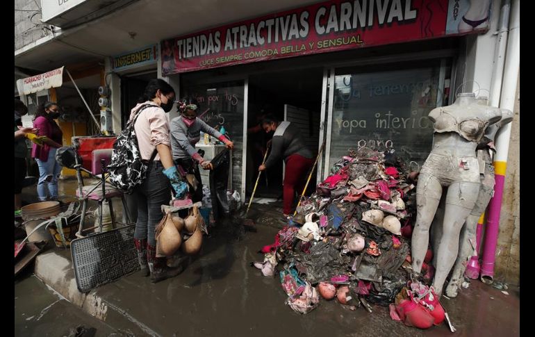 Al menos hay 31 mil personas afectadas por la inundaciones registradas esta semana en el céntrico estado de Hidalgo. EFE / J. Méndez