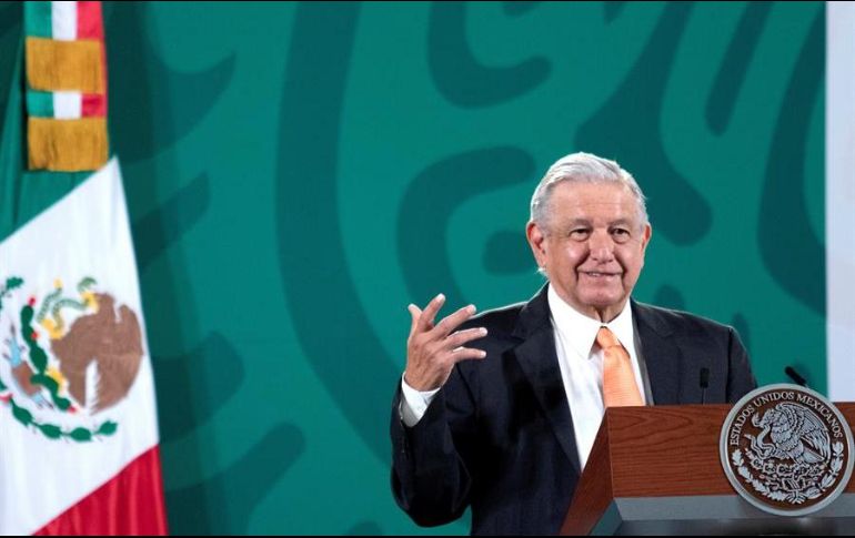 AMLO acusó que su administración tuvo que enfrentar a una mafia que tenía el monopolio de la venta de medicamentos. EFE/Presidencia de México