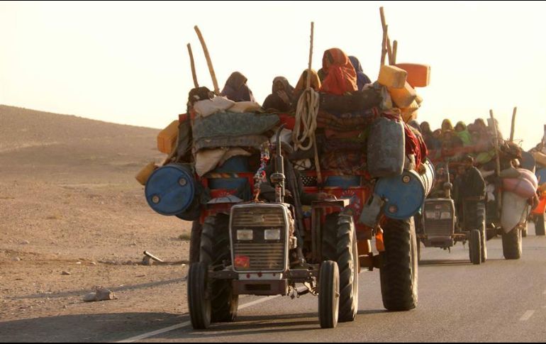 Indican que el Ejército de EU pudo haber visto al asesinado Ahmadi y a uno de sus colegas cargando botes de agua y recogiendo una computadora portátil para su jefe. EFE/A. Gulfam