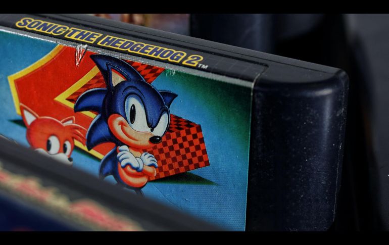 UNSPLASH/ ADAM MILLS