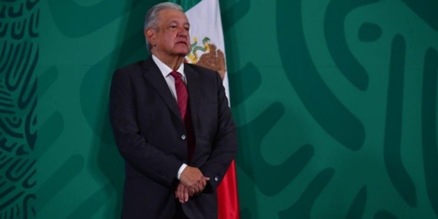 AMLO hace invitaci&oacute;n al panista Antonio Echevarr&iacute;a Garc&iacute;a