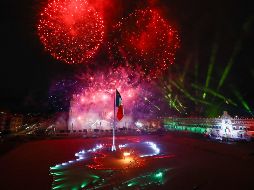 AMLO dice que al igual que el año pasado, la mayoría de los mexicanos podrá ver el Grito de Independencia desde sus casas. SUN / ARCHIVO