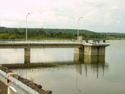 En marzo pasado, cuando se dejó de extraerle agua, el embalse estaba a 16%. EL INFORMADOR/Archivo