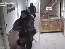 Fue el pasado 13 de julio cuando un comando fue captado por cámaras de seguridad donde se muestra a cuatro personas armadas que ingresan a las instalaciones de la Policía Ministerial Investigadora. YOUTUBE / VICE News