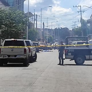 Por arma de fuego, muere un hombre en una casa en Zapopan