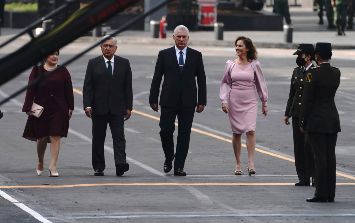 En su discurso, AMLO llamó al gobierno de Joe Biden a terminar con el bloqueo que mantiene ese país sobre Cuba, desde hace más de 60 año. Miguel Díaz-Canel es invitado en el desfile militar del 16 de Septiembre. AP / M. Ugarte