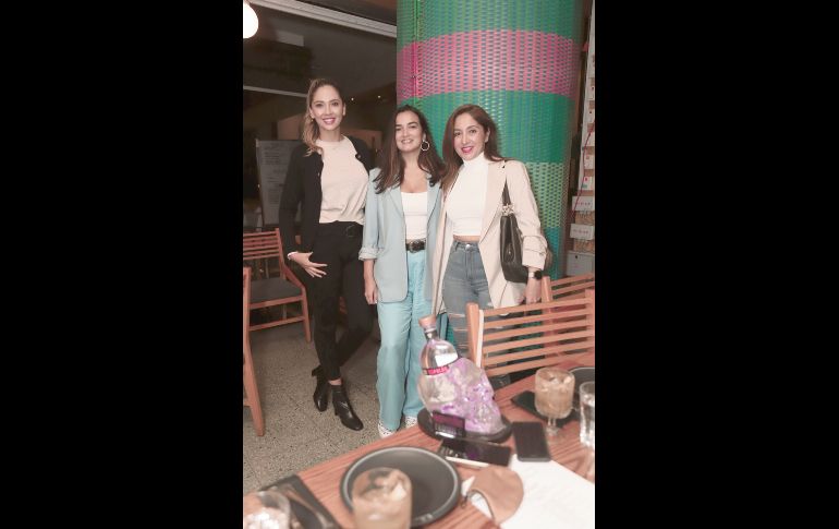 Abril Mendoza, Catherine Vergara y Ale Ramírez