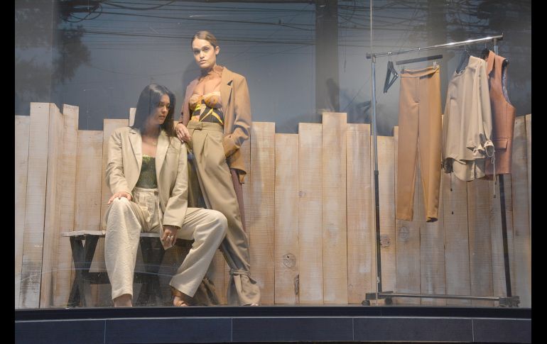 Edith Macías y Andrea González