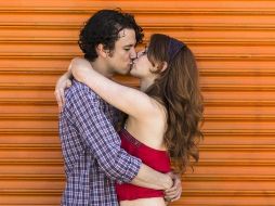 Al unir nuestras bocas, estos complejos ecosistemas plagados de bacterias pueden llegar a compartir muchas bacterias