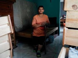 Uno de los hogares afectados fue el de María Luisa Valdovinos, quien por su condición física de desgaste de cadera sólo observó cómo se fue inundando su casa. EL INFORMADOR/G. Gallo