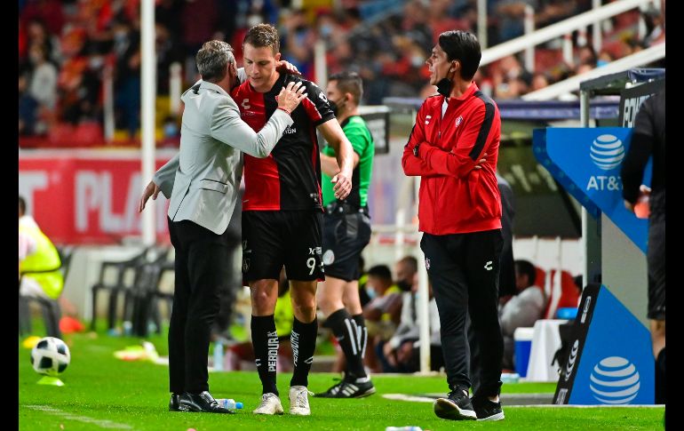 RESPALDO. La falta de gol de Furch no inquietó nunca a Cocca quien le dio la confianza a su delantero y ya encadena 2 partidos seguidos marcando. IMAGO7