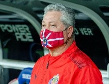 LO QUIEREN FUERA. El ambiente hostil para el timonel rojiblanco se manifestó en varias ocasiones. IMAGO7