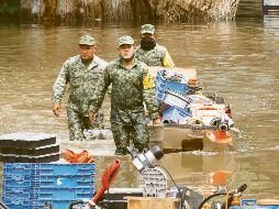 Emergencia. Elementos del Ejército apoyaron en las evacuaciones y rescates. SUN
