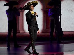 Alejandro Fernández y su hijo Alex están cantando juntos en escenarios de Estados Unidos. AP / ARCHIVO