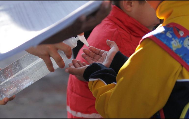 El gobernador también informó que la presencialidad a las aulas llegó en la última semana a 86% es decir, 1.6% respecto del corte previo. NTX / ARCHIVO