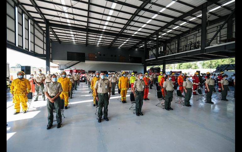 Durante la ceremonia se entregaron 54 reconocimientos a oficiales por aniversario de servicio. ESPECIAL/PC Jalisco