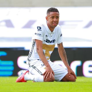 Pumas da de baja a Gabriel Torres