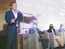 Pablo Lemus, alcalde de Zapopan; Fernando Rodríguez Pría, gerente corporativo de mercadotecnia de Grupo Akron; Josefina Barragán, directora de Turismo de Zapopan, y Gustavo Santoscoy, director del evento.