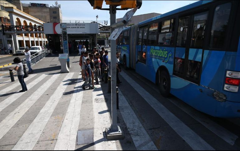 Las medidas para prevenir los contagios del nuevo coronavirus provocaron que los viajes cerraran en 21.5 millones durante el año pasado. EL INFORMADOR/ARCHIVO