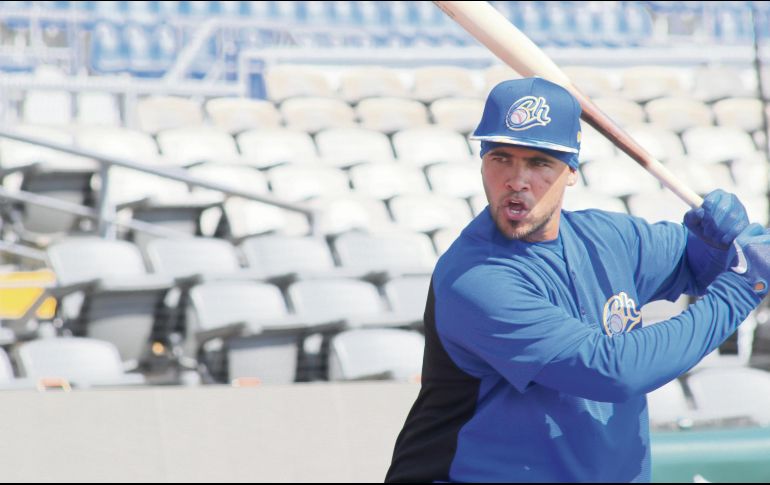 Con poder. El toletero cubano ha conectado más de 200 cuadrangulares en su carrera. Charros de Jalisco